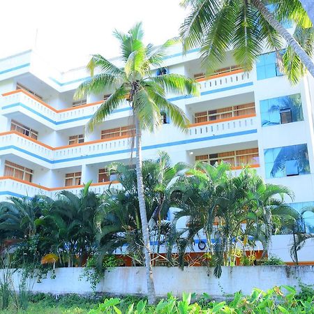 Ocean Bay Ayurvedic Beach Resort Ковалам Екстер'єр фото