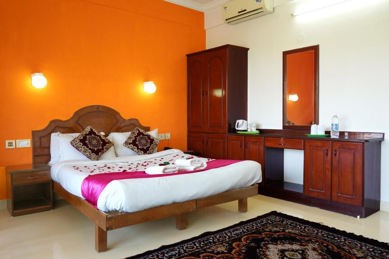 Ocean Bay Ayurvedic Beach Resort Ковалам Екстер'єр фото